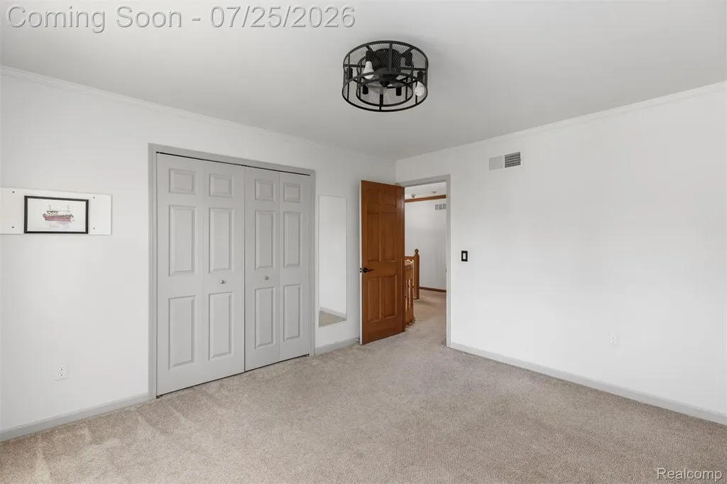 3740 Merriweather Lane Rochester Hills City MI 48306