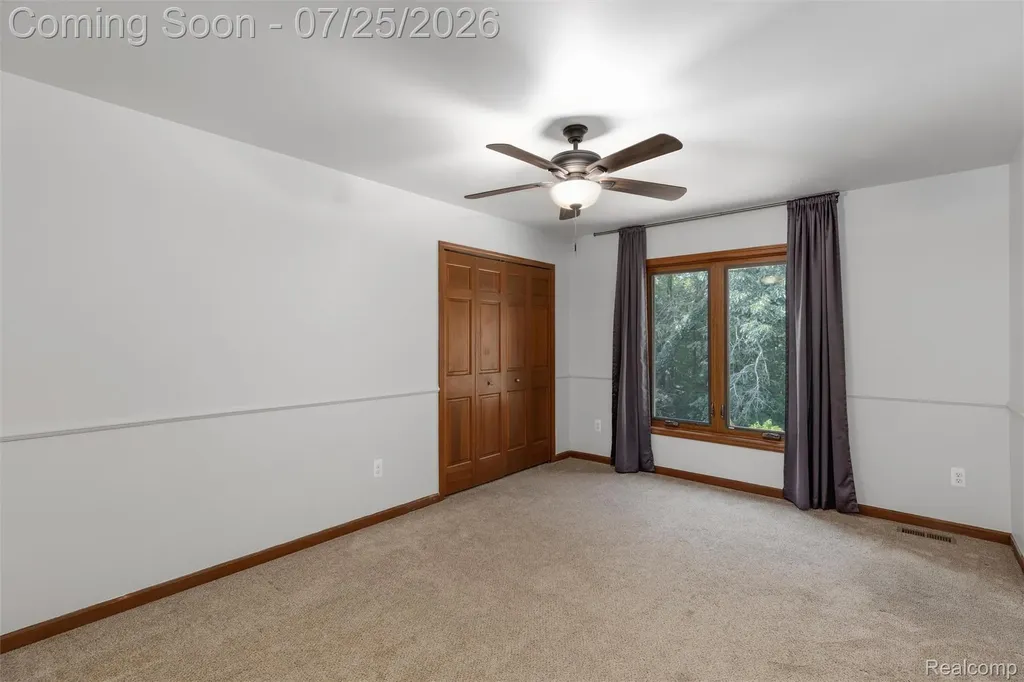 3740 Merriweather Lane Rochester Hills City MI 48306