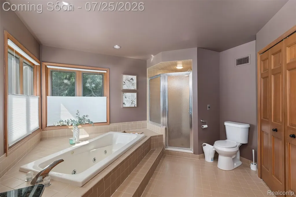 3740 Merriweather Lane Rochester Hills City MI 48306