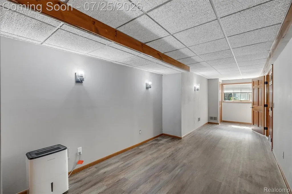 3740 Merriweather Lane Rochester Hills City MI 48306