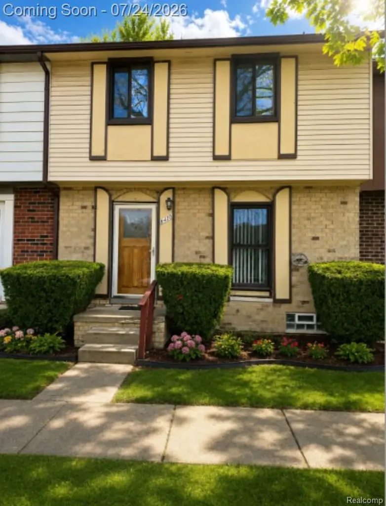 8410 Hickory Dr Drive Sterling Heights City MI 48312