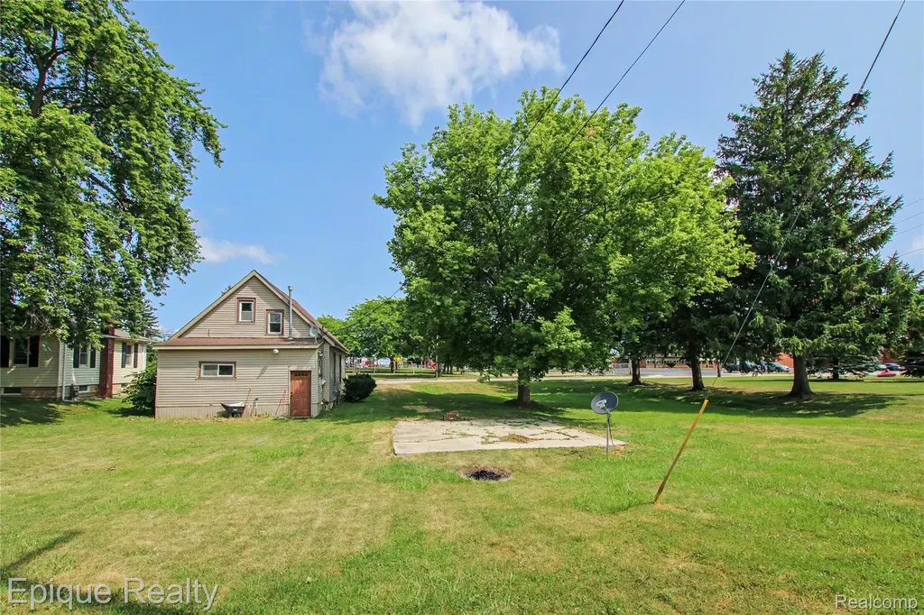 2598 Black River Street Deckerville Village MI 48427