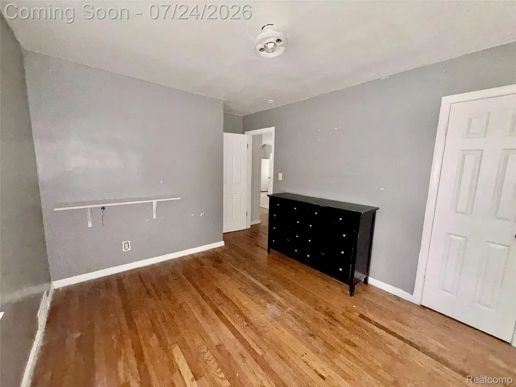 19620 Sunset Street Detroit City MI 48234