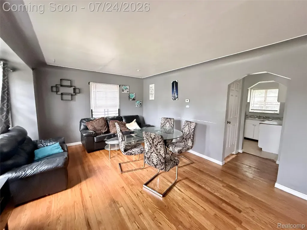 19620 Sunset Street Detroit City MI 48234