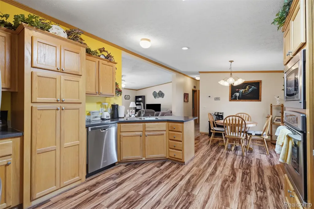 11784 Stoneridge Court Green Oak Township MI 48178