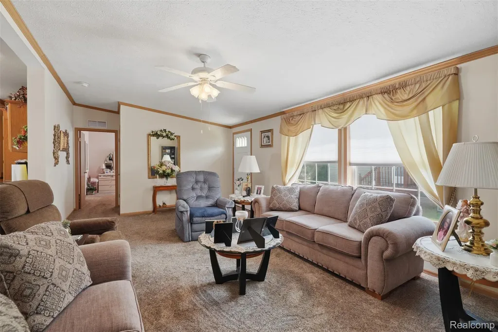 11784 Stoneridge Court Green Oak Township MI 48178
