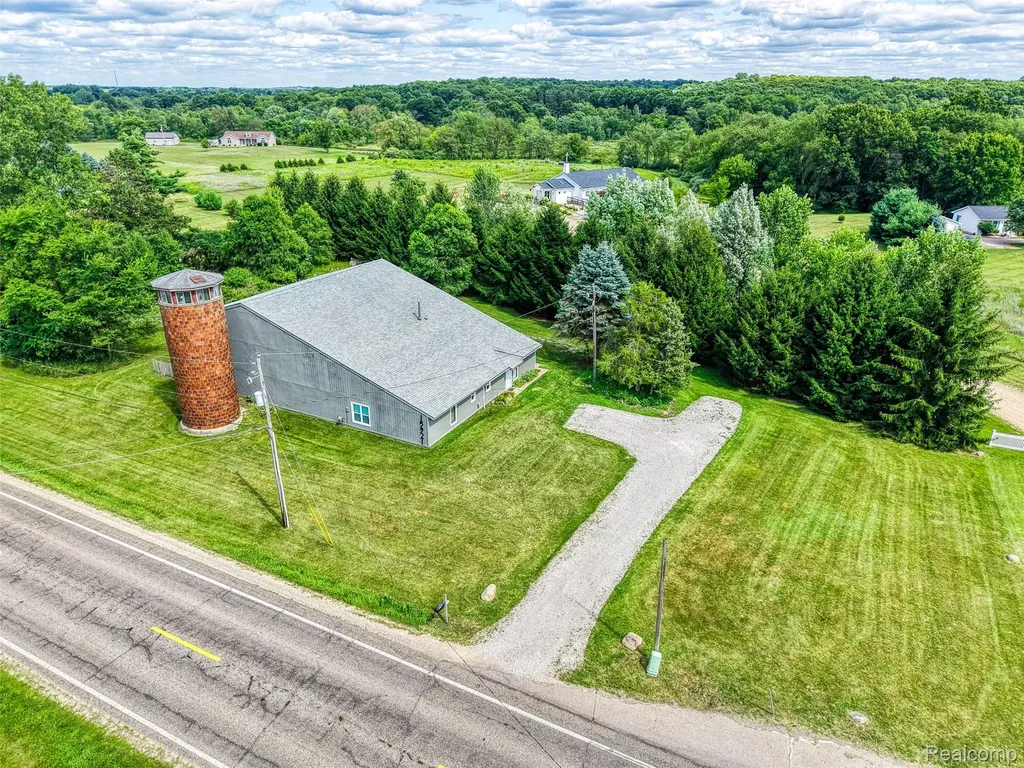 15921 W M 36 Unadilla Township MI 48169