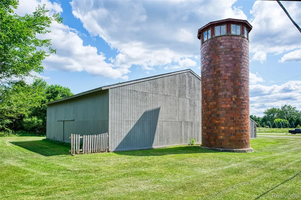 15921 W M 36 Unadilla Township MI 48169