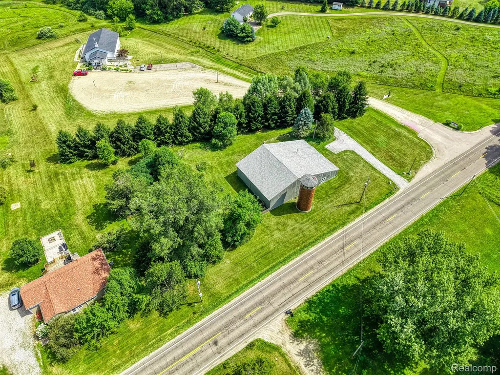 15921 W M 36 Unadilla Township MI 48169