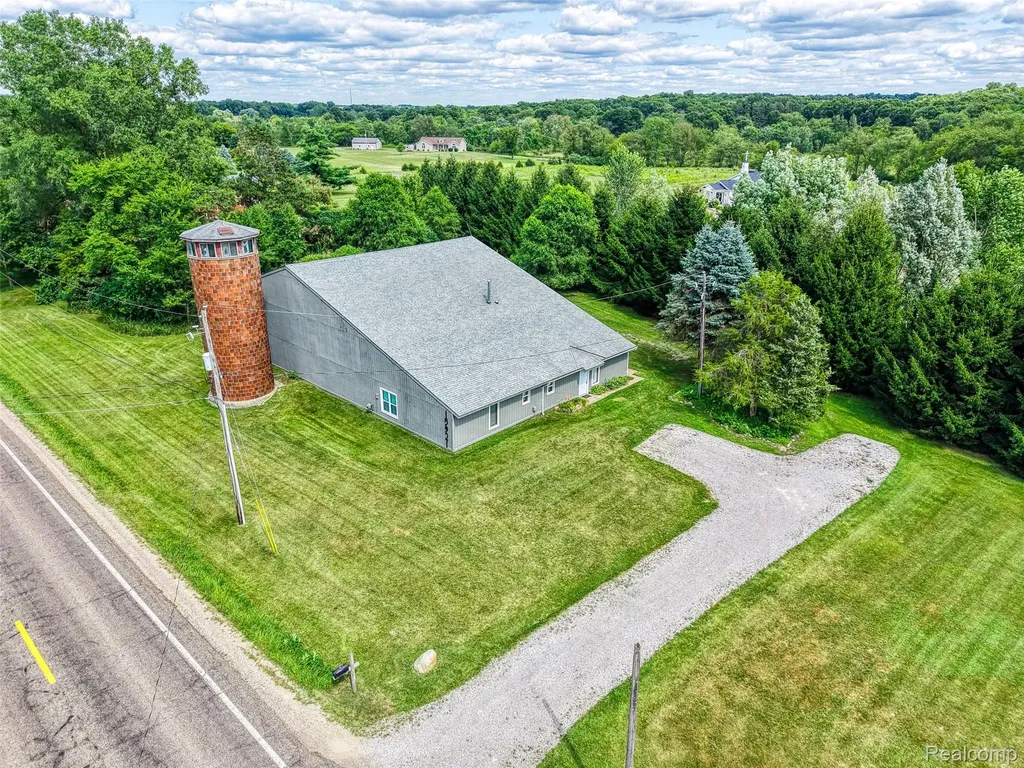 15921 W M 36 Unadilla Township MI 48169