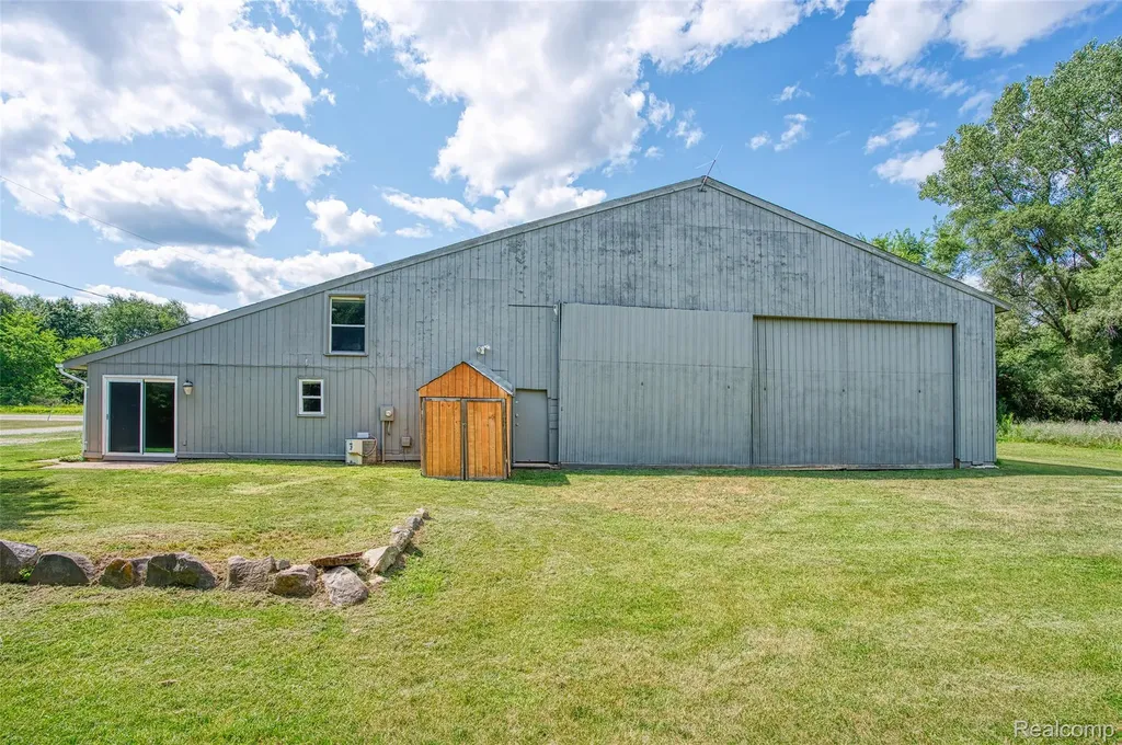 15921 W M 36 Unadilla Township MI 48169