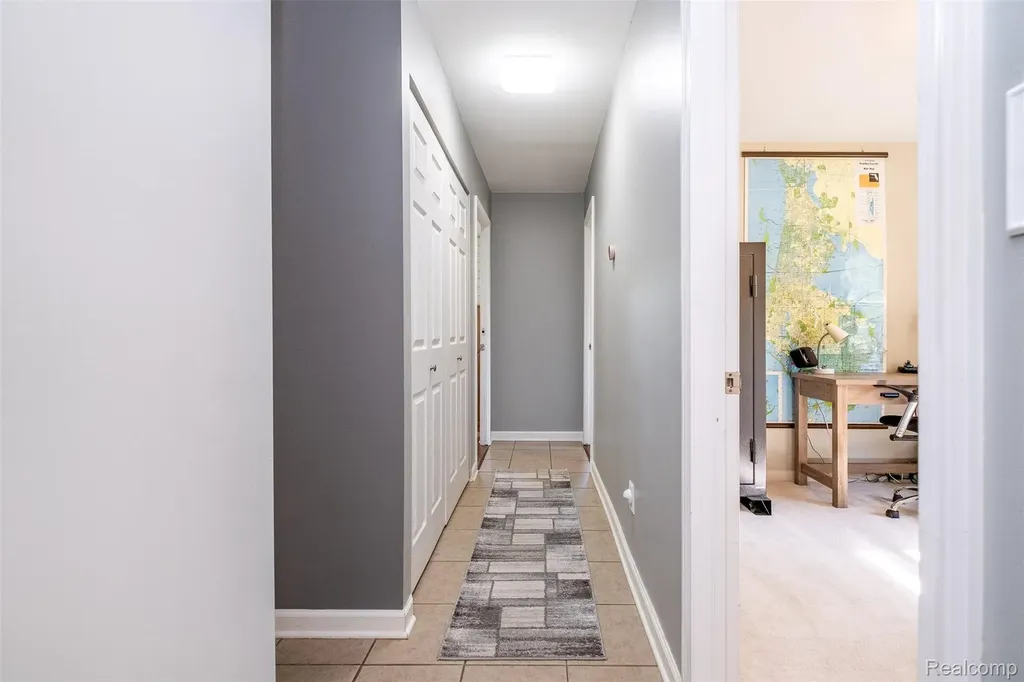 3755 Coleport Street Lake Orion Village MI 48359