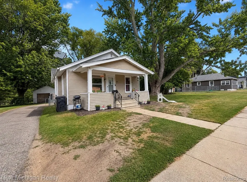 4301 Menton Street Flint City MI 48507