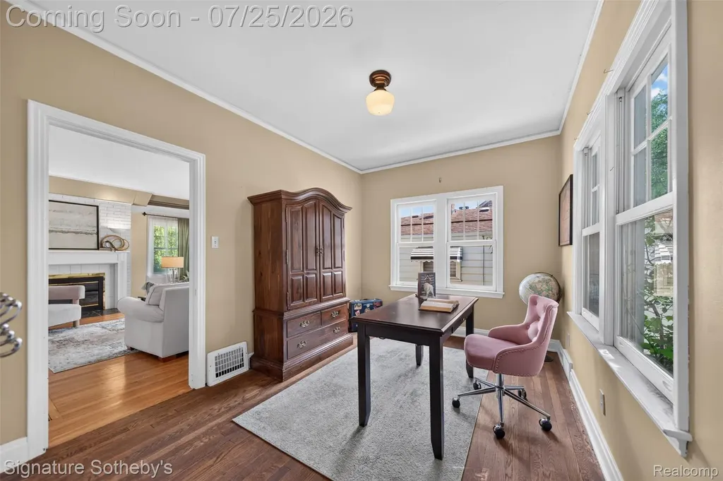 116 S Kenwood Avenue Royal Oak City MI 48067