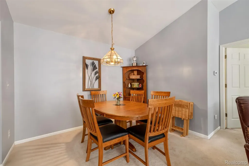 56472 Chesapeake Trail Shelby Charter Township MI 48316