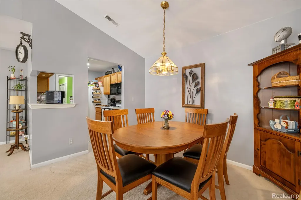 56472 Chesapeake Trail Shelby Charter Township MI 48316