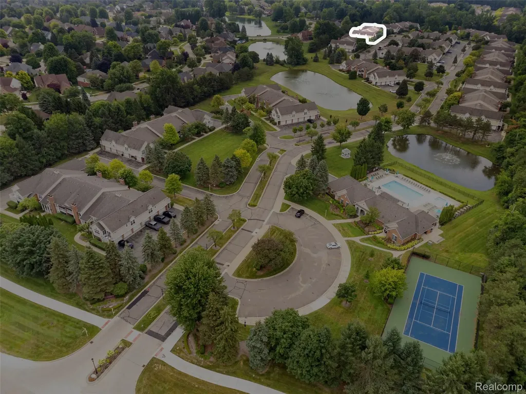56472 Chesapeake Trail Shelby Charter Township MI 48316