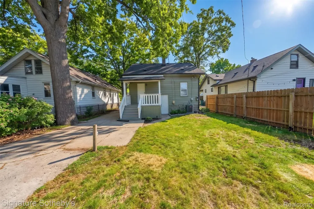 388 Channing Street Ferndale City MI 48220