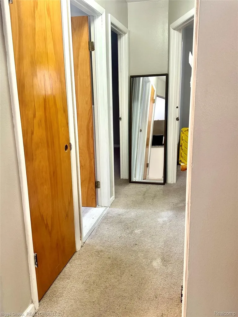 19945 Fox Redford Charter Township MI 48240