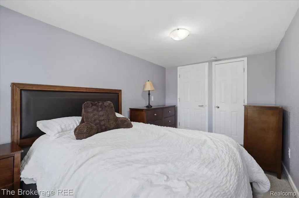 28115 6 Mile Road Livonia City MI 48152