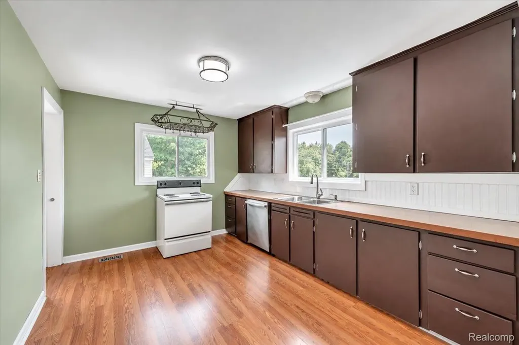 3852 N Lapeer Road Mayfield Township MI 48446