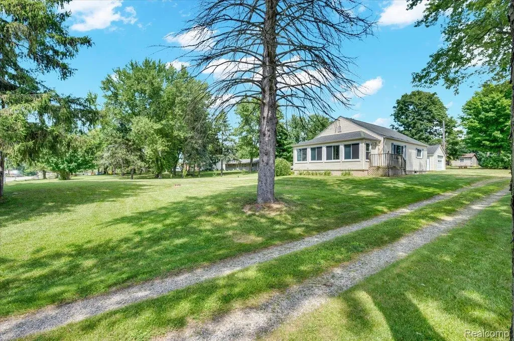 3852 N Lapeer Road Mayfield Township MI 48446