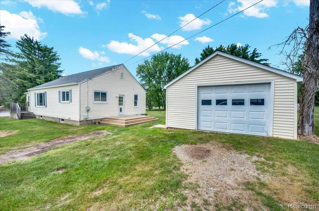 3852 N Lapeer Road Mayfield Township MI 48446