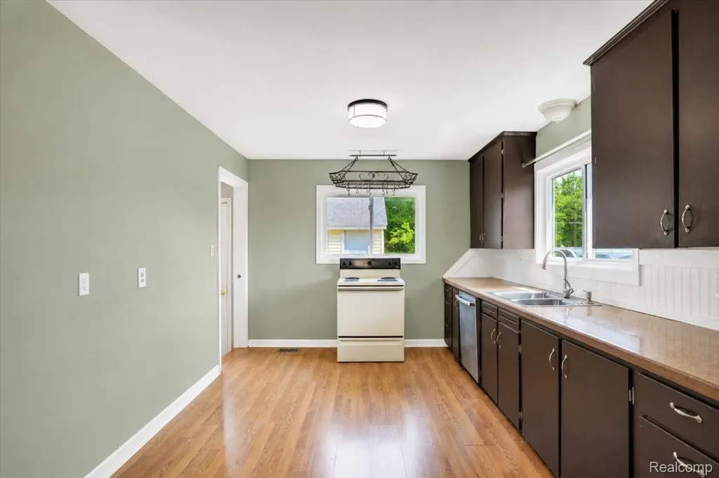 3852 N Lapeer Road Mayfield Township MI 48446