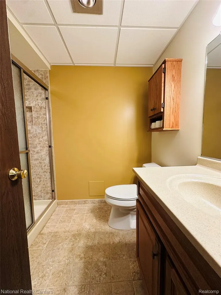 9840 Cambridge Court Green Oak Township MI 48178