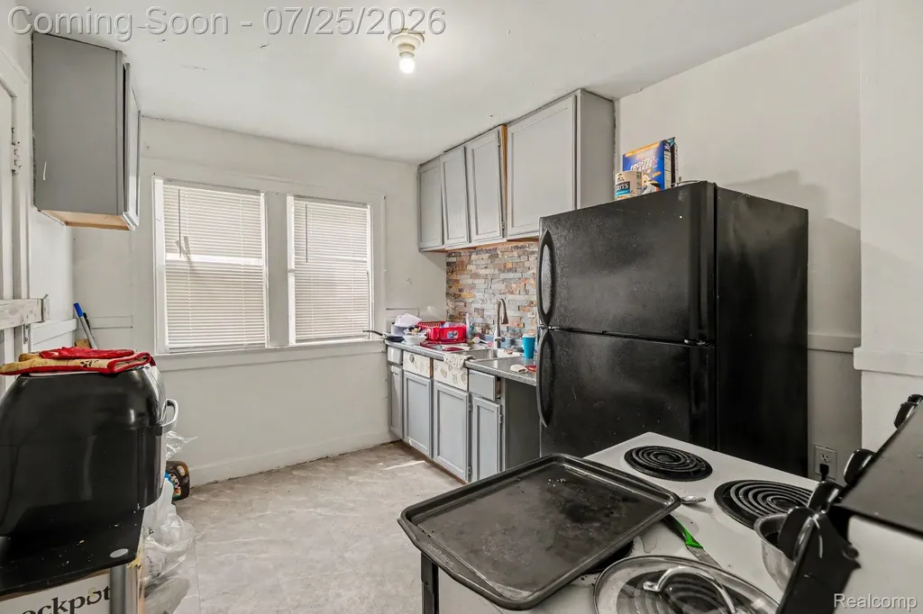15781 Northlawn Street Detroit City MI 48238