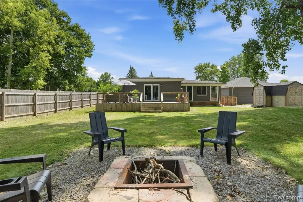 1475 N Irish Road Davison Township MI 48423