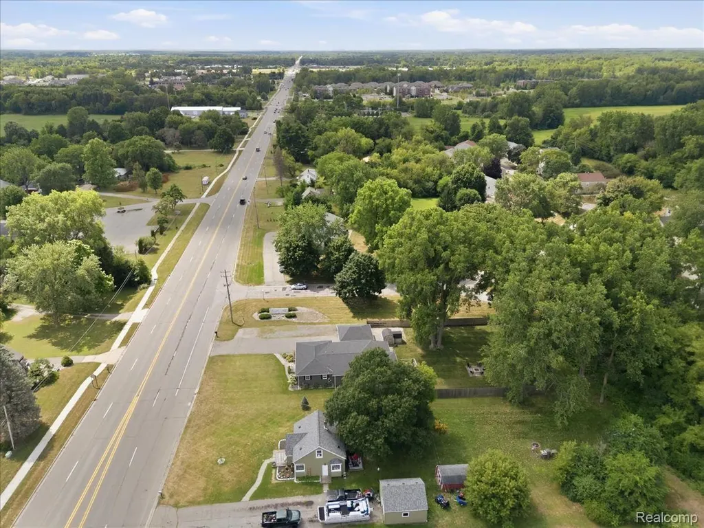 1475 N Irish Road Davison Township MI 48423