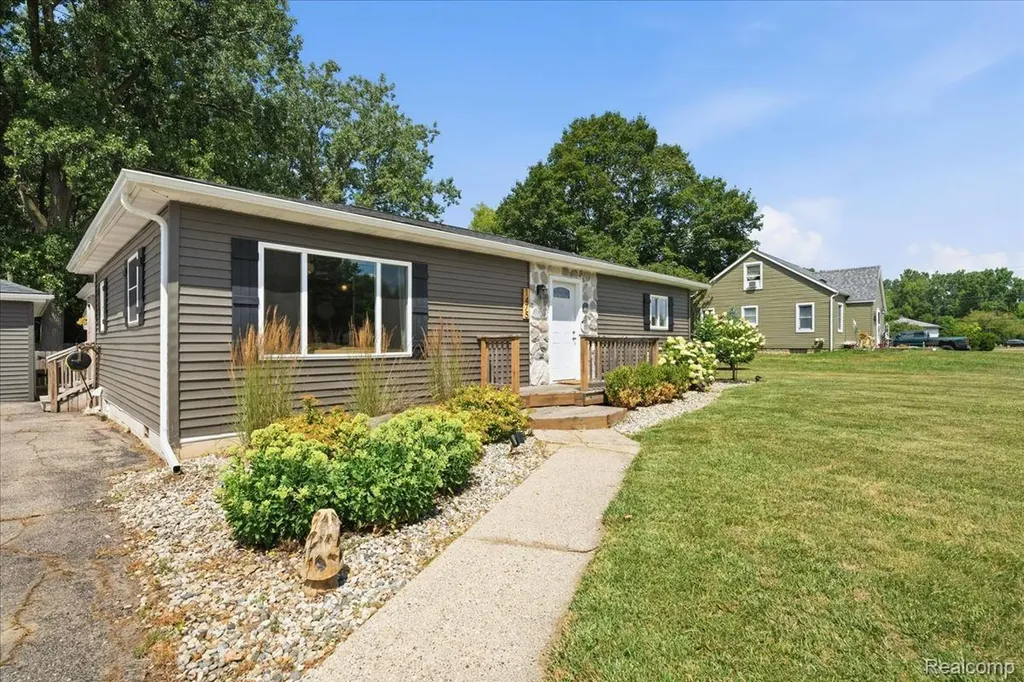 1475 N Irish Road Davison Township MI 48423