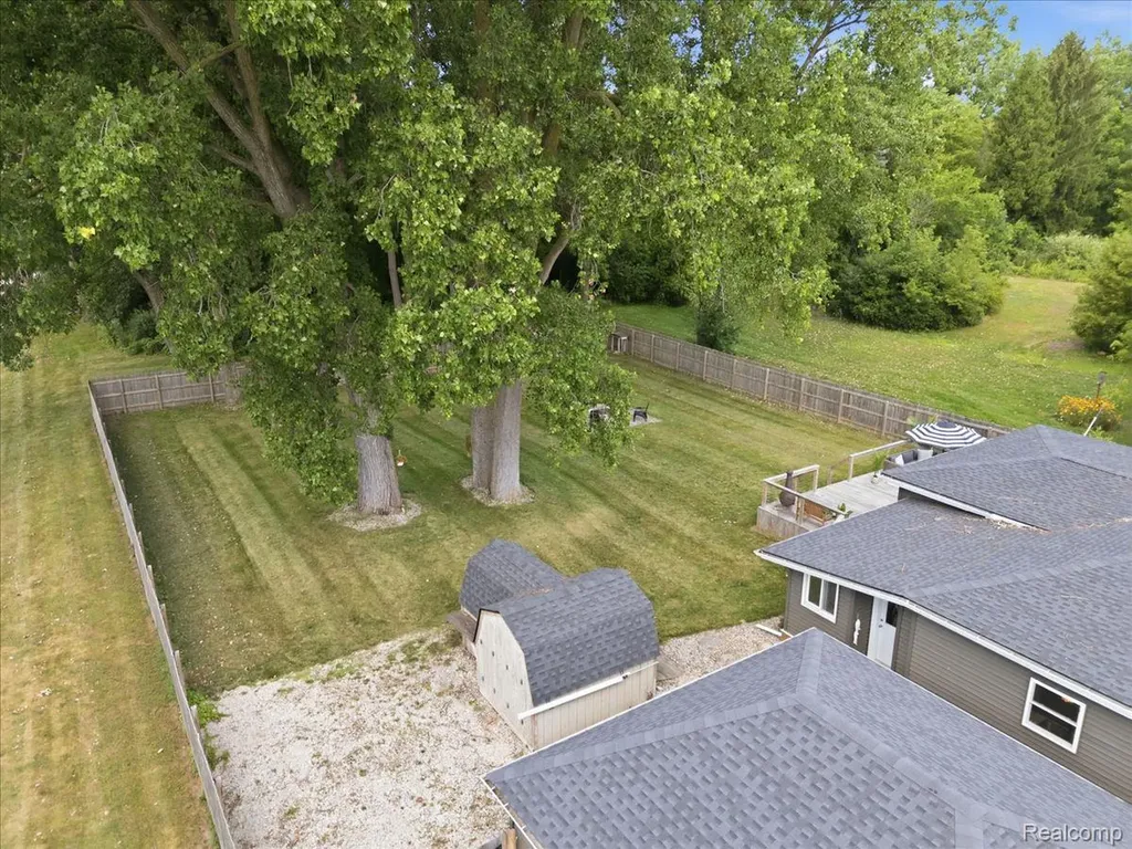 1475 N Irish Road Davison Township MI 48423
