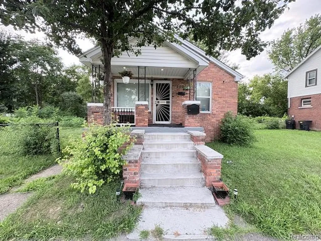 2500 S Electric Street Detroit City MI 48217