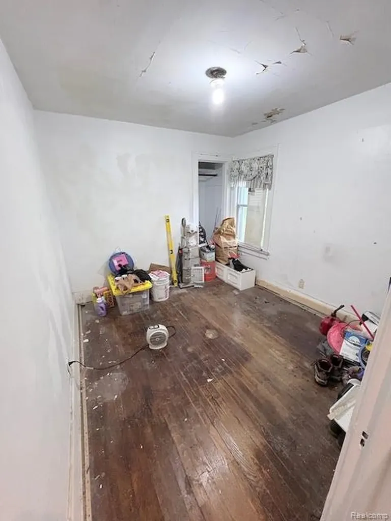 2500 S Electric Street Detroit City MI 48217