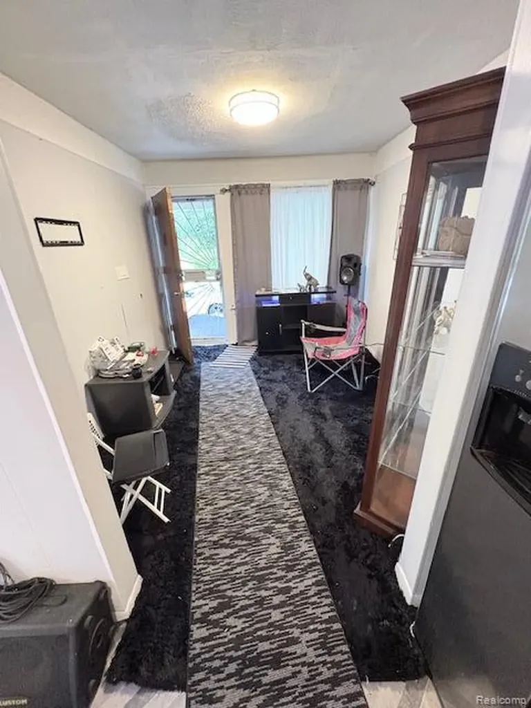 2500 S Electric Street Detroit City MI 48217