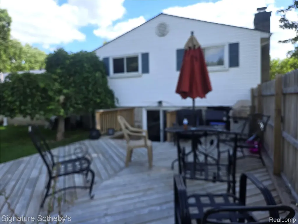 4821 Shelbyshire Drive Shelby Charter Township MI 48316