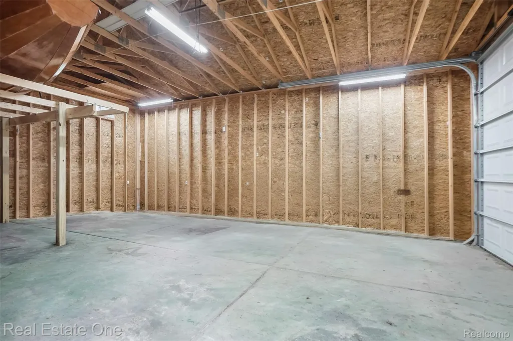 187 Clairemont Clairemont Drive Orion Charter Township MI 48362