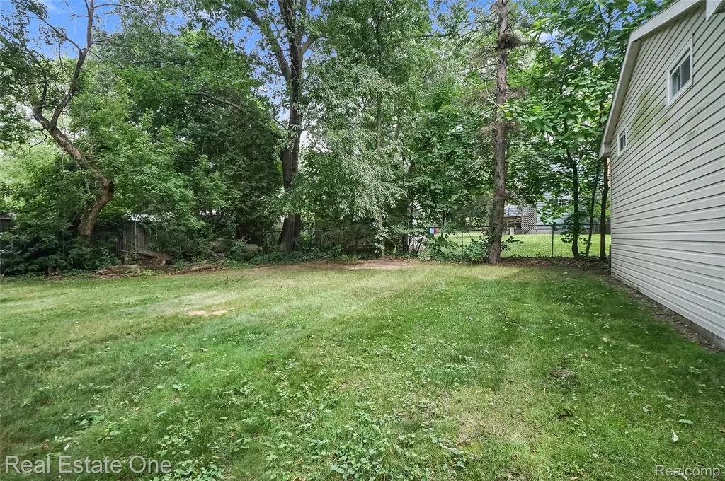 187 Clairemont Clairemont Drive Orion Charter Township MI 48362