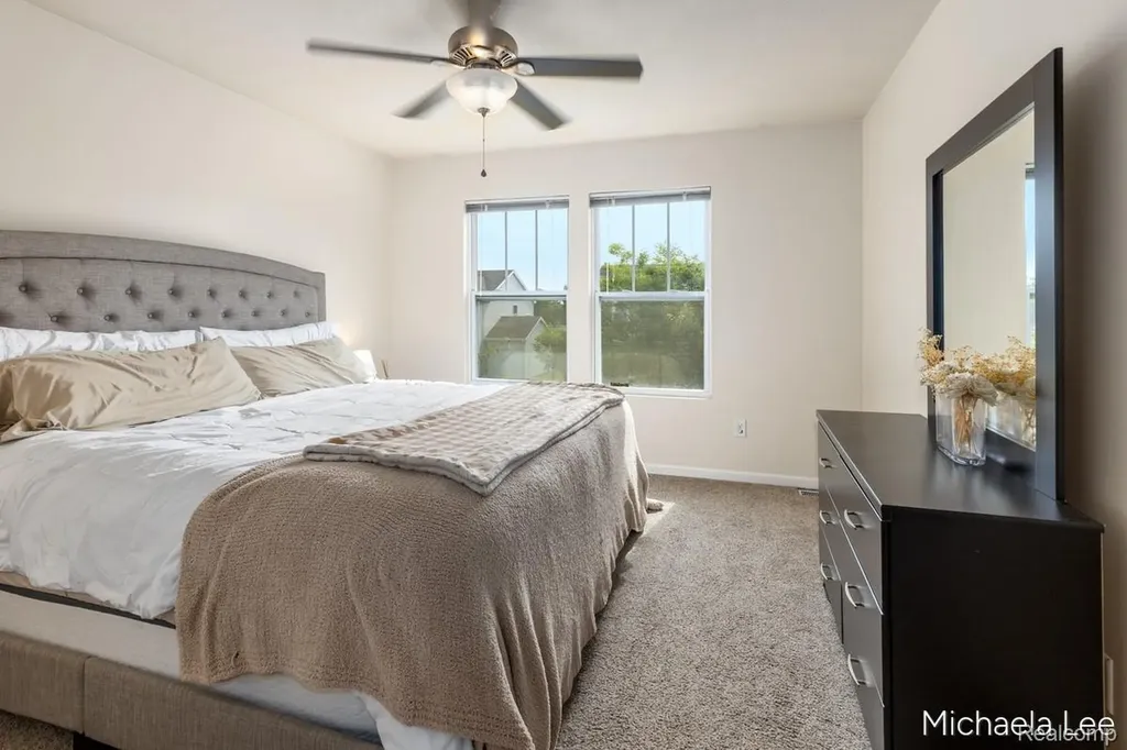 607 Nantucket Drive Lansing City MI 48906
