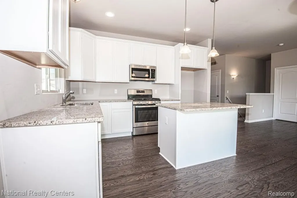 8311 Meadow Creek Drive Goodrich Village MI 48438