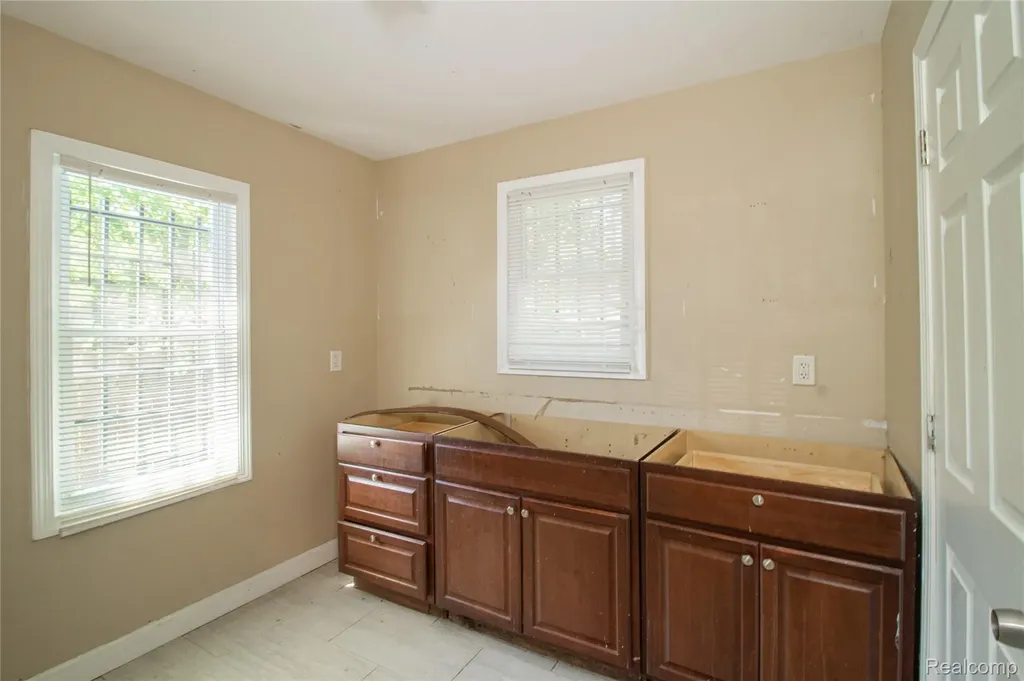 10676 Bonita Street Detroit City MI 48224