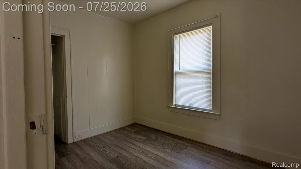 463 Raeburn Street Pontiac City MI 48342