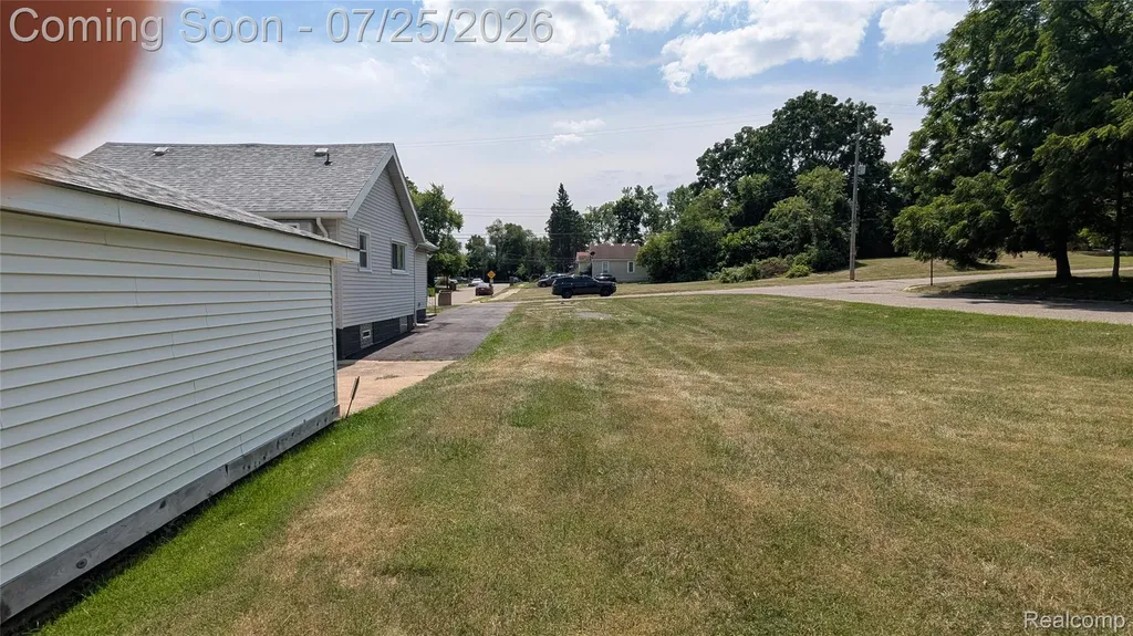 463 Raeburn Street Pontiac City MI 48342