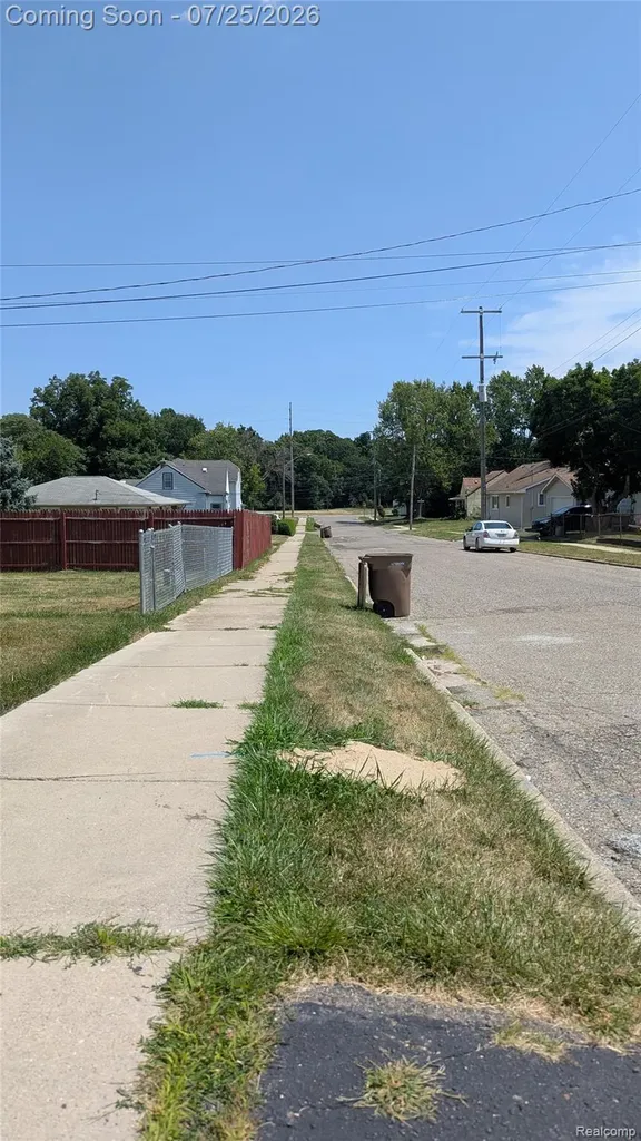 463 Raeburn Street Pontiac City MI 48342