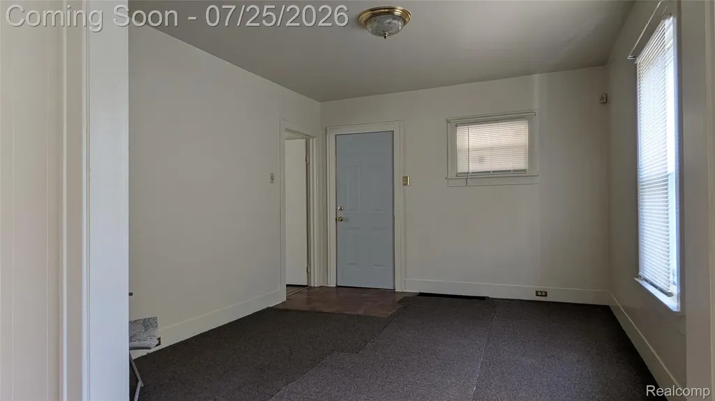 463 Raeburn Street Pontiac City MI 48342