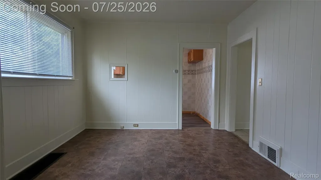 463 Raeburn Street Pontiac City MI 48342