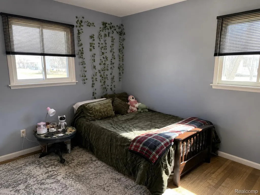 11424 Hazel Avenue Grand Blanc City MI 48439