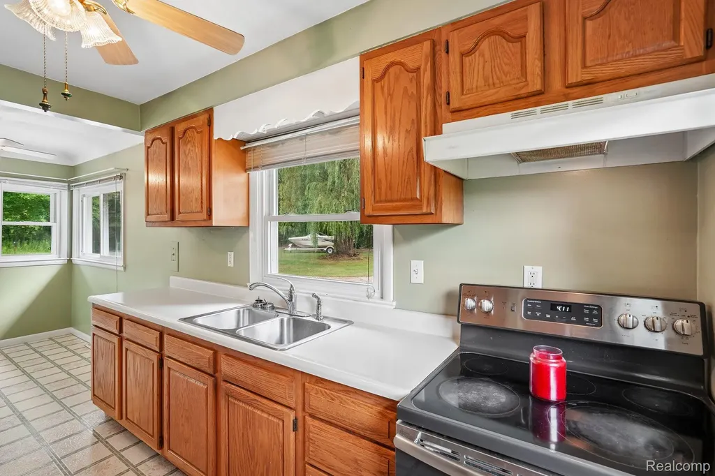 1909 Pero Lake Road Oregon Township MI 48446
